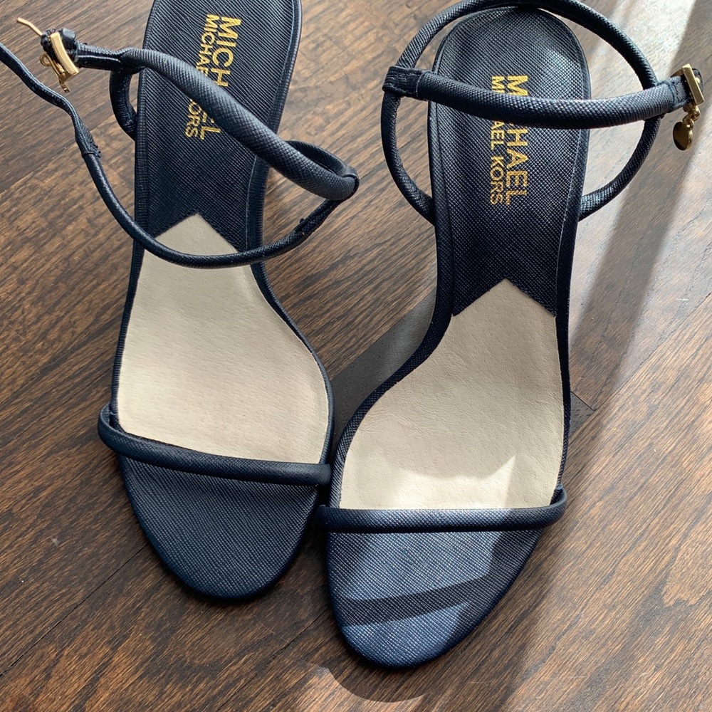 Micheal Kors heels
